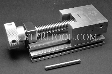 #10090 - 2.75"(70mm) X3.15"(80mm) STAINLESS STEEL MACHINE VISE. 54HRC. Tolernces = 0.0002"(.005mm). vise, clamp, work holding, stainless steel, fabrication
