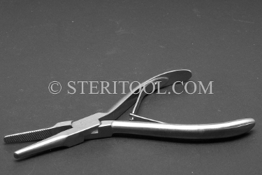 #10121 - 5"(125mm) Stainless Steel Pliers with Serated Jaws & Spring Loaded Handle. 